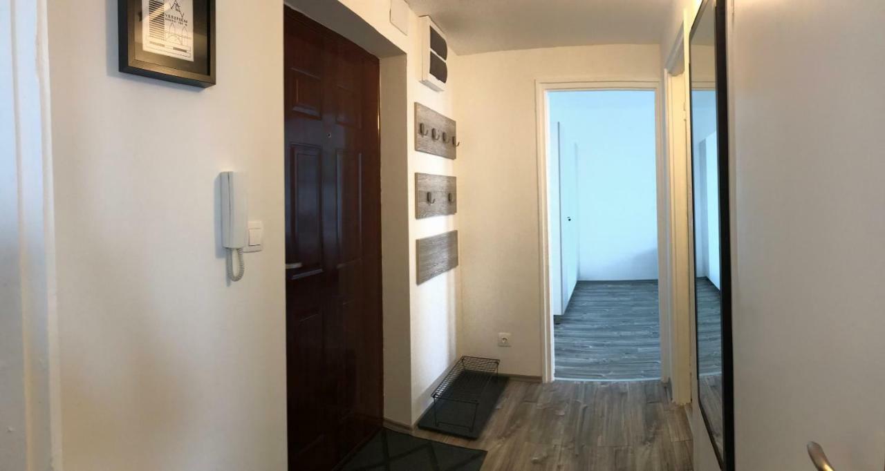 Central Apartments Veszprém Buitenkant foto